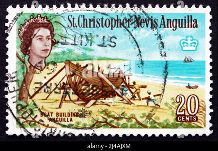 ST. CHRISTOPHER-NEVIS-ANGUILLA - VERS 1963 : un timbre imprimé à Saint-Christophe-Nevis-Anguilla montre le bâtiment nautique, Anguilla, vers 1963 Banque D'Images