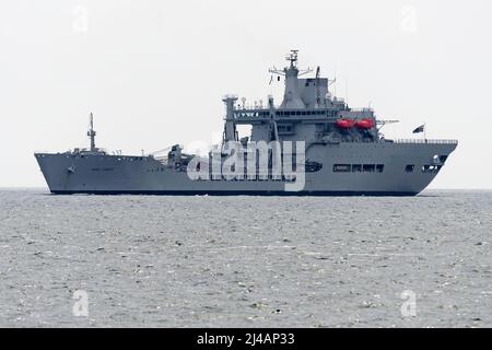 RFA Wave Knight (A389) est un camion-citerne de réapprovisionnement de parc exploité par la Royal Fleet Auxiliary - mai 2016. Banque D'Images