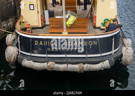 Le bateau à vapeur Danny ou Daniel Adamson fumant et prêt à naviguer Banque D'Images