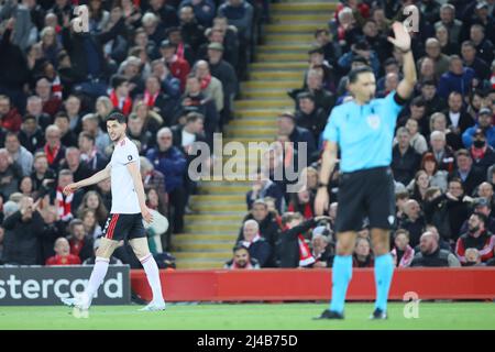 LIVERPOOL, ROYAUME-UNI. AVR 13th Roman Yaremchuk de Benfica marque le deuxième but de son équipe lors du match de l'UEFA Champions League entre Liverpool et S L Benfica à Anfield, Liverpool, le mercredi 13th avril 2022. (Credit: Pat Scaasi | MI News) Credit: MI News & Sport /Alay Live News Banque D'Images