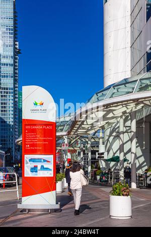 Entrée au terminal des bateaux de croisière et au centre des congrès sur le front de mer de Vancouver au Canada Banque D'Images