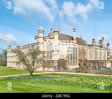 Le jardin du Sud à Burghley House, Stamford, Angleterre, une demeure élisabéthaine appartenant à la famille Cecil. Banque D'Images