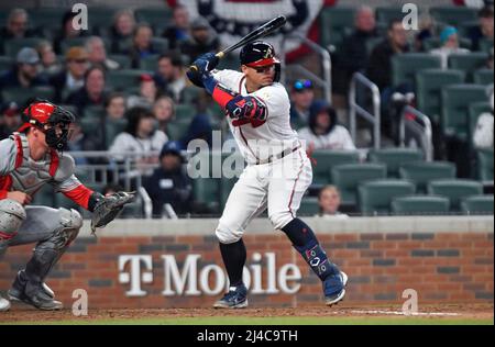 Atlanta, Géorgie, États-Unis. 09th avril 2022. Atlanta Braves Catcher William Contreras à la batte pendant le neuvième repas d'un match MLB contre les Cincinnati Reds au Truist Park à Atlanta, GA. Austin McAfee/CSM/Alamy Live News Banque D'Images