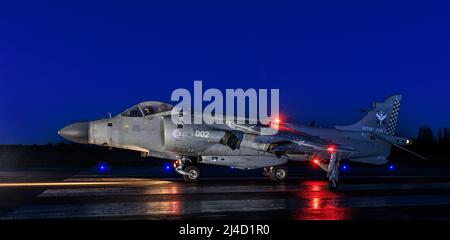 Ex Royal Navy Sea Harrier FA2 à l'église RAF de Fenton, Yorkshire, Royaume-Uni Banque D'Images