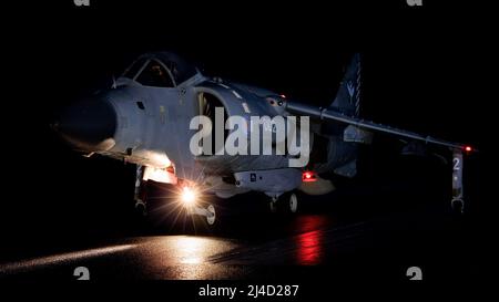 Ex Royal Navy Sea Harrier FA2 à l'église RAF de Fenton, Yorkshire, Royaume-Uni Banque D'Images