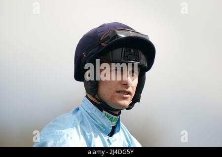 Jockey Jason Hart le troisième jour de la réunion Craven de bet365 à l'hippodrome de Newmarket, Newmarket. Date de la photo : jeudi 14 avril 2022. Banque D'Images