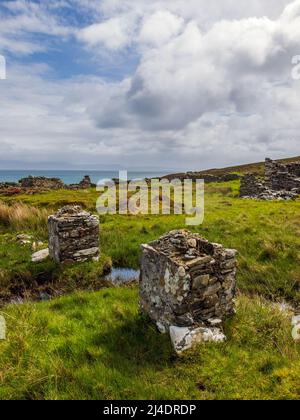 Les ruines de Riasg Buidhe et le village de pêcheurs abandonné sur l'île Hebridée intérieure de Colonsay Banque D'Images