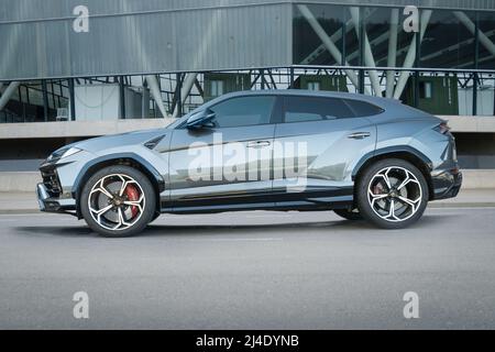 SABADELL, ESPAGNE-1 FÉVRIER 2022 : Lamborghini Urus Banque D'Images