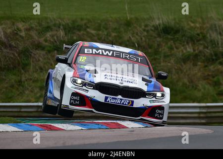 Stephen Jelley, BMW 330E M Sport, BTCC rebondit à l'action en préparation pour la saison de course 2022, BTCC, British Touring car Championship, lancement Banque D'Images