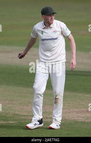 CHESTER LE STREET, ROYAUME-UNI. AVR 14th Ed Barnes de Leicestershire pendant le LV= County Championship match entre Durham County Cricket Club et Leicestershire County Cricket Club à Emirates Riverside, Chester le Street, le jeudi 14th avril 2022. (Credit: Mark Fletcher | MI News) Credit: MI News & Sport /Alay Live News Banque D'Images