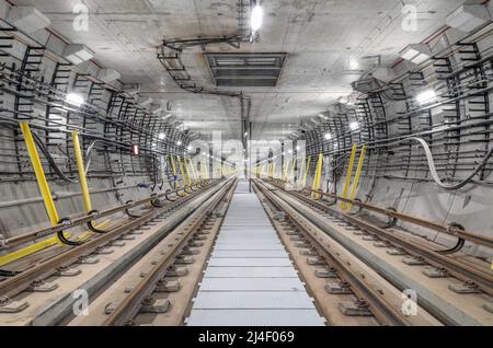 Construction d'un nouveau tunnel de métro. Ligne moderne de transport urbain Banque D'Images