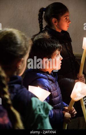 Semana Santa et Maundy jeudi au sommet de la montagne pueblo de Comares, Axarquia, Malaga, Andalousie, Espagne Banque D'Images