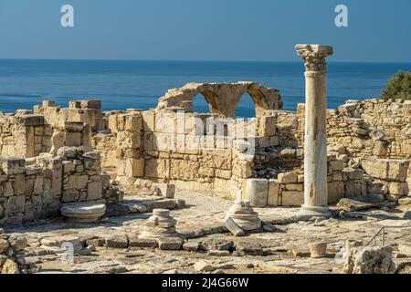 Ruinen der frühchristlichen Basilika der antiken Stadt Kourion, Episkopi, Zypern, Europa | ruines de la basilique chrétienne ancienne Banque D'Images