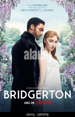 PHOEBE DYNEVOR et REGE-JEAN PAGE dans BRIDGERTON (2020), réalisé par TOM VERICA, JULIE ANNE ROBINSON et SHEREE FOLKSON. Crédit: Shondaland / Album Banque D'Images