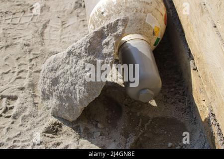 La bouteille d'oxygène est protégée contre les accidents avec un capuchon de protection Banque D'Images