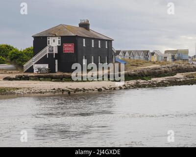 The Black House at Gervis point on Mudeford Spit, Dorset, Royaume-Uni Banque D'Images