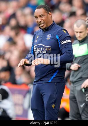 Sheffield, Angleterre, le 15th avril 2022. Paul Ince responsable de Reading pendant le match de championnat Sky Bet à Bramall Lane, Sheffield. Crédit photo devrait se lire: Andrew Yates / Sportimage crédit: Sportimage / Alay Live News Banque D'Images