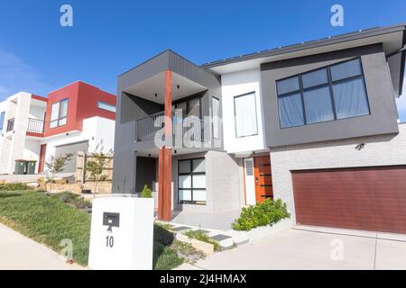 Maisons neuves construites à Denman Prospect une nouvelle banlieue à Canberra, ACT, Australie Banque D'Images