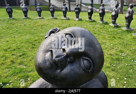 Sculptures dans le parc Rheinaue, Bonn Banque D'Images