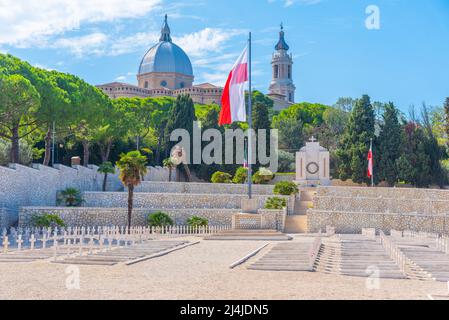 Cimetière de guerre polonais à Loreto, Italie. Banque D'Images