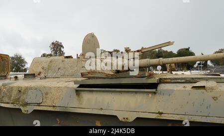 BMP-1 véhicule amphibie soviétique de combat d'infanterie à chenilles utilisé comme cible pour le tir par l'armée israélienne. Banque D'Images