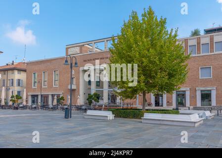 Ravenne, Italie, 1 septembre 2021 : place Kennedy dans la ville italienne de Ravenne. Banque D'Images