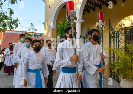 Autel des garçons, procession du Saint-Burial, Pâques, Merida Yucatan Banque D'Images