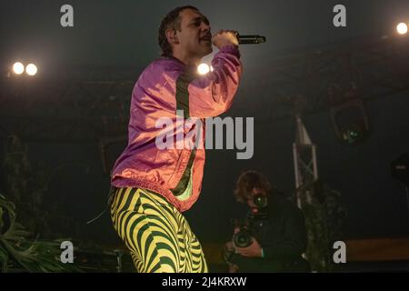 Bologne, Italie. 15th avril 2022. Cosmo pendant Cosmo Tour 2022, concert de musique de chanteur italien à Bologne, Italie, avril 15 2022 crédit: Agence de photo indépendante/Alamy Live News Banque D'Images