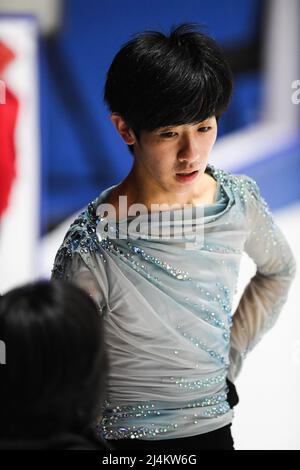 Tallinn, Estonie. 16th avril 2022. Tatsuya TSUBOI (JPN), pendant la pratique masculine, aux Championnats du monde juniors de patinage artistique 2022 de l'UIP, à la patinoire de Tondiaraba, le 16 avril 2022 à Tallinn, Estonie. (Photo de Raniero Corbelletti/AFLO) Banque D'Images