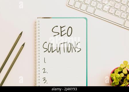 Affiche présentant Seo Solutions. Mot pour Search Engine page de résultat augmenter les visiteurs par Rankings flashy fournitures de bureau d'école, apprentissage d'enseignement Banque D'Images