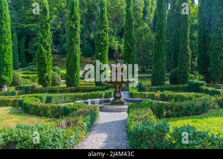 Vérone, Italie, 26 août 2021 : jardin Giardino Giusti dans la ville italienne de Vérone. Banque D'Images