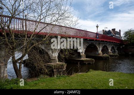 Trent Bridge, Newark-on-Trent, Notinghamshire, Angleterre au-dessus de la rivière Trent, Angleterre Banque D'Images