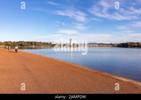 Lac Burley Griffin à Canberra, territoire de la capitale australienne, Australie Banque D'Images