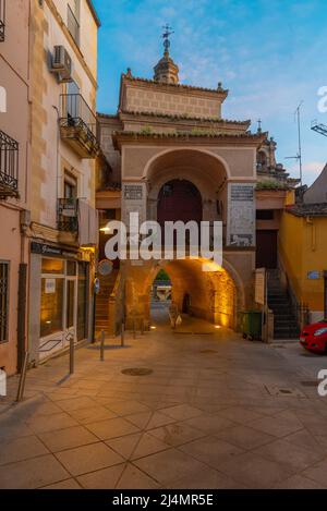 Plasencia, Espagne, 17 mai 2021 : Puerta de Trujillo dans la ville espagnole de Plasencia Banque D'Images