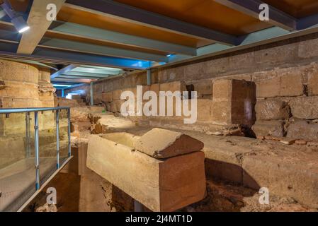 Merida, Espagne, 20 mai 2021 : nécropole sous la basilique de Santa Eulalia à Merida, Espagne Banque D'Images