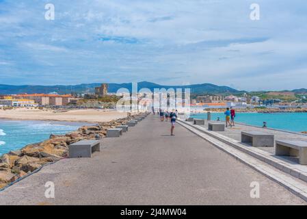 Tarifa, Espagne, 23 mai 2021 : vue sur la mer de la ville espagnole de Tarifa Banque D'Images