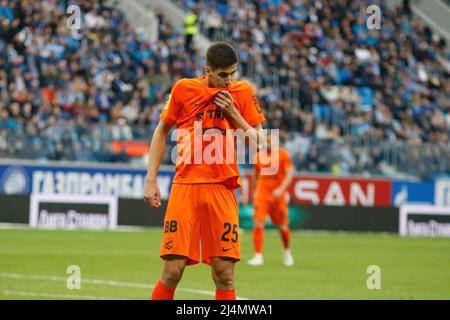 Saint-Pétersbourg, Russie. 16th avril 2022. Ivan Kuzmichiev (No.25) d'Ural vu lors du match de football de la première Ligue russe entre Zenit Saint-Pétersbourg et Ural Yekaterinbourg à Gazprom Arena. Score final; Zenit 3:1 Oural. Crédit : SOPA Images Limited/Alamy Live News Banque D'Images