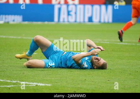 Saint-Pétersbourg, Russie. 16th avril 2022. Ivan Sergueïev (No.33) de Zenit vu lors du match de football de la première Ligue russe entre Zenit Saint-Pétersbourg et Ural Yekaterinbourg à Gazprom Arena. Score final; Zenit 3:1 Oural. (Photo de Maksim Konstantinov/SOPA Images/Sipa USA) crédit: SIPA USA/Alay Live News Banque D'Images