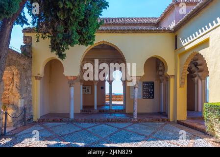 vue sur l'une des cours de la forteresse alcazaba de malaga Banque D'Images