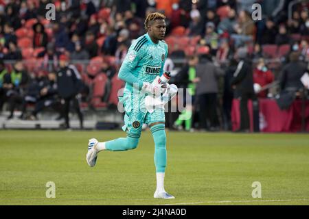 Toronto, Ontario, Canada. 16th avril 2022. Andre Blake (18) en action pendant le match MLS entre le Toronto FC et le Philadelphia Union. Le match s'est terminé en 2-1 pour Toronto FC. (Credit image: © Angel Marchini/ZUMA Press Wire) Credit: ZUMA Press, Inc./Alamy Live News Banque D'Images