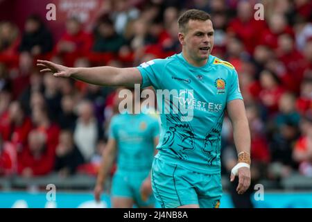 Limerick, Irlande. 17th avril 2022. Joe Simmonds d'Exeter lors de la Heineken Champions Cup, Round de 16, match de 2nd jambes entre Munster Rugby et Exeter Chiefs au parc Thomond de Limerick, Irlande, le 16 avril 2022 (photo par Andrew SURMA/ Credit: SIPA USA/Alay Live News Banque D'Images