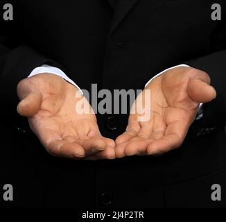 Les mains ensemble priant à la photo de Dieu stock Banque D'Images