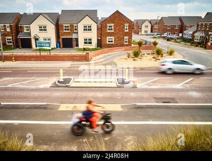 La nouvelle piste cyclable adjacente aux dunes de sable sur Clifton Drive, St Annes, Royaume-Uni Banque D'Images