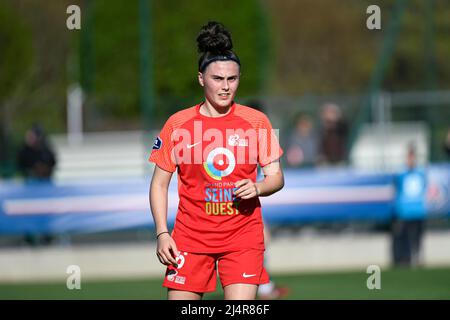 Agathe Donnary de GPSO 92 Issy lors du championnat féminin de France D1 Arkema football match entre Paris Saint-Germain (PSG) et GPSO 92 Issy le 16 avril 2022 au stade Georges Lefevre à Saint-Germain-en-Laye, France. Photo de Victor Joly/ABACAPRESS.COM Banque D'Images