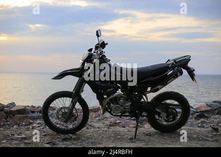 Motard de moto noir Banque D'Images