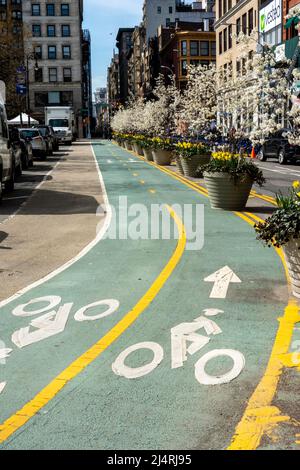 Pistes cyclables à Union Square, East 17th Street, NYC, Etats-Unis, 2022 Banque D'Images