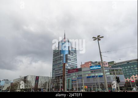 Polska Żegluga Morska, connue sous le nom de PolSteam ou PŻM, est un opérateur de navires de fret basé à Szczecin, en Pologne. PolSteam est une entreprise publique. Banque D'Images