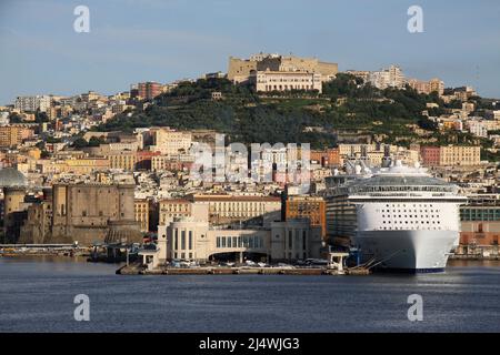 Vue sur Naples, Italie Banque D'Images