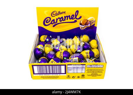 Œufs de caramel de Cadbury Banque D'Images