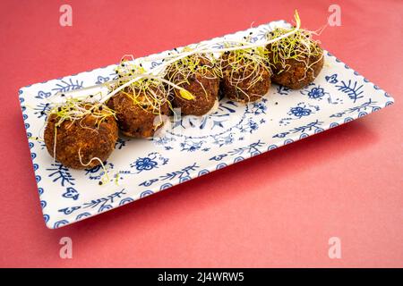Croquettes de jambon espagnol (croquetas), Valence, Communauté Valencienne, Espagne Banque D'Images